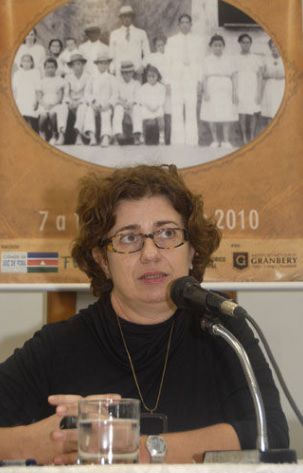 Letícia Julião Letícia Julião