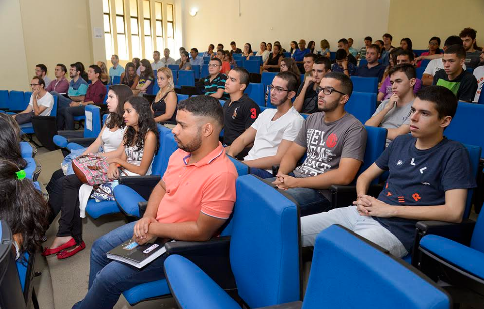 Recepção alunos Aparecida 2017_01.png