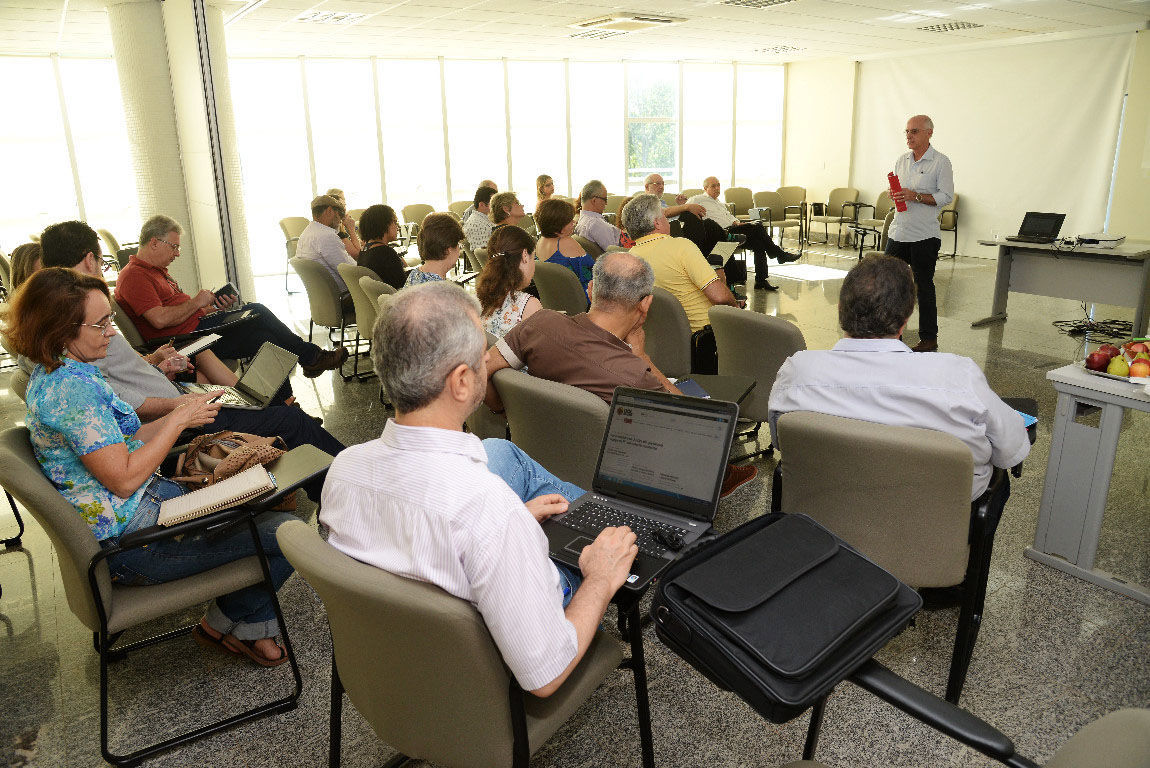 reunião avaliação equipe gestora