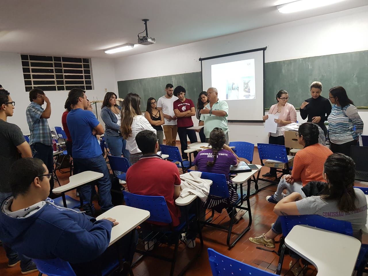 Escola de Veterinária e Zootecnia da UFG 07/11/2018