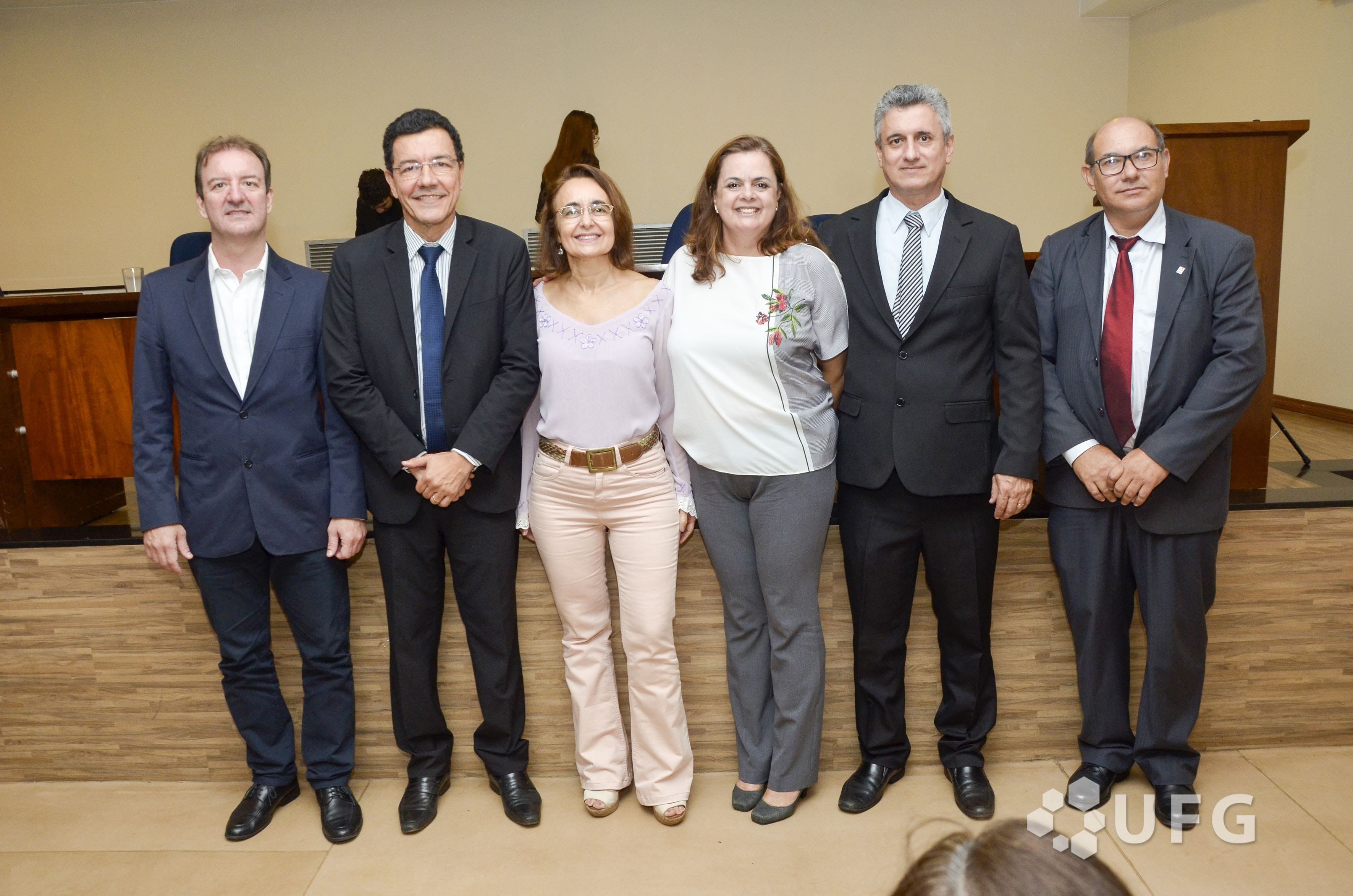 foto-posse-diretoria-emc20