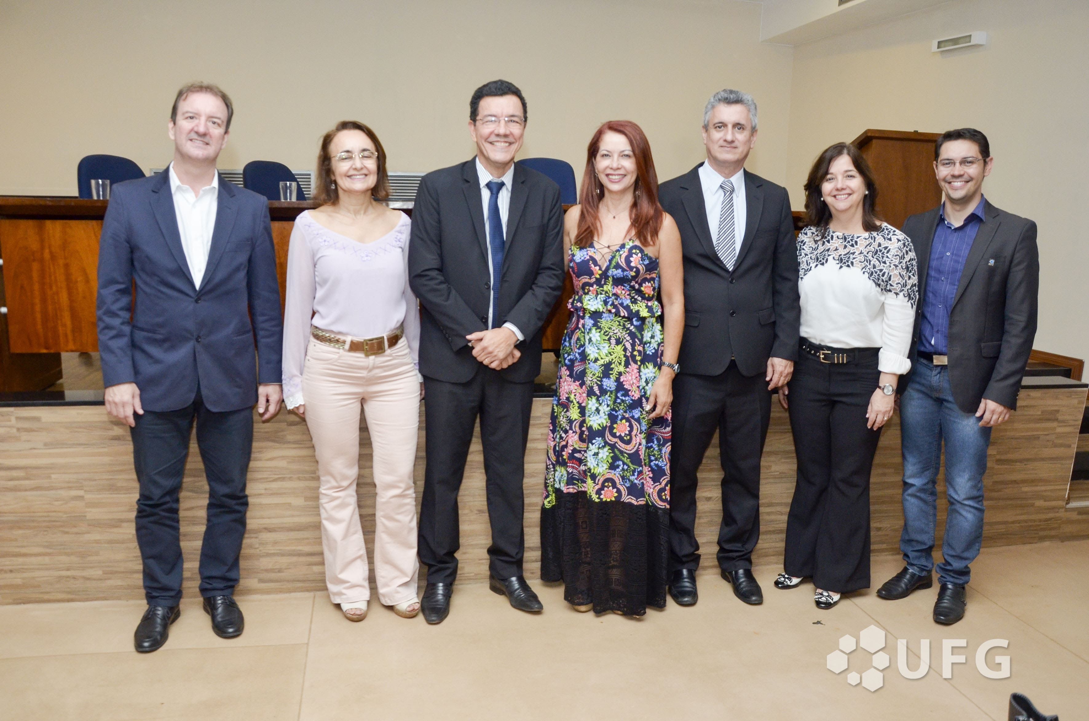 foto-posse-diretoria-emc22