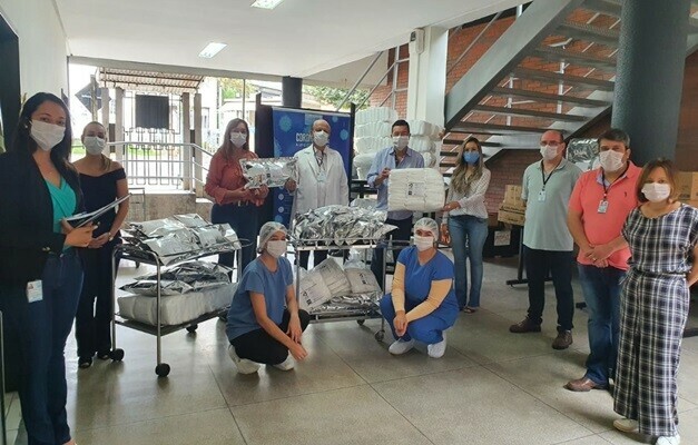 hospital-das-clinicas-da-ufg-recebe-mascaras-aventais-e-alcool-