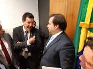 Abaixo-assinado CNPq: Edward Madureira e Rodrigo Maia