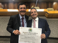 Reitor Edward recebe homenagem da Câmara Municipal