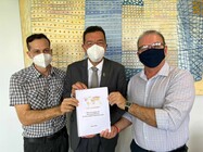 entrega oficial do Plano Estratégico de Internacionalização