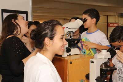 5ª Mostra de Divulgação Científica e de Popularização da Ciência para a Educação Básica Capa 5ª Mostra de Divulgação Científica e de Popularização da Ciência para a Educação Básica Capa