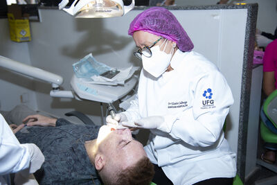 Atendimento_odontologico_a_paciente_com_xeroderma_pigmentoso_22-07-23 (Foto_Evelyn_Parreira)