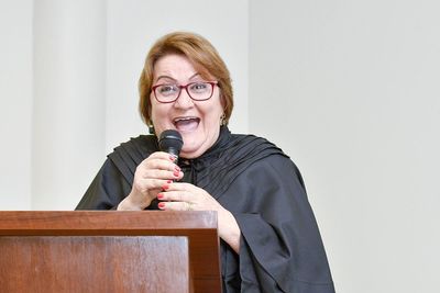 Servidora Emérita Alcione Oliveira de Melo 3 Servidora Emérita Alcione Oliveira de Melo 3
