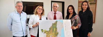 Reitor recebe vice coordenadora do Lapig