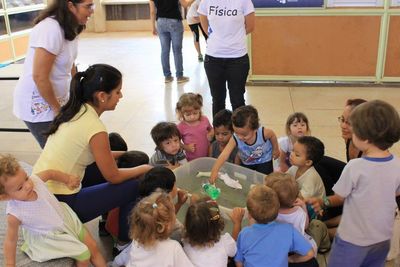 creche05_portal.jpg creche05_portal.jpg