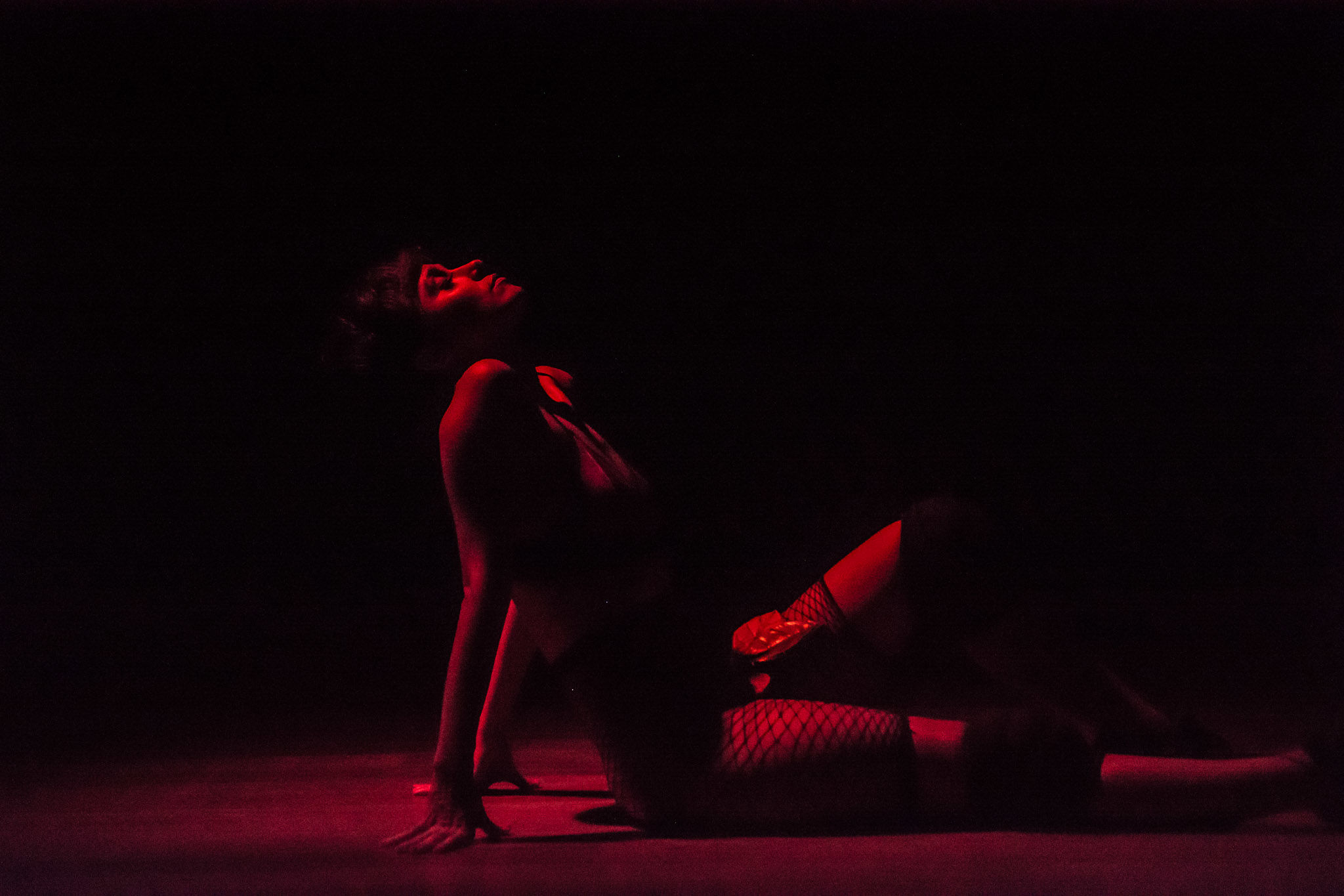 SOBRE RABAS PEPECAS E DANCINHAS – TRÊS EM CENA (GO) 2