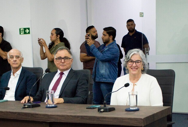 Aula Magna Cidade Ocidental (9) - Orlando Amaral - Ricardo Barbosa de Lima - Angelita Pereira de Lima