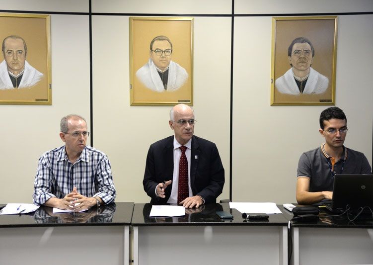 Conselho de Curadores UFG.