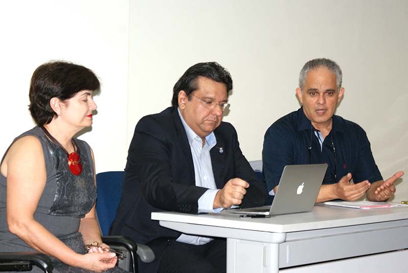 mesa abertura fórum