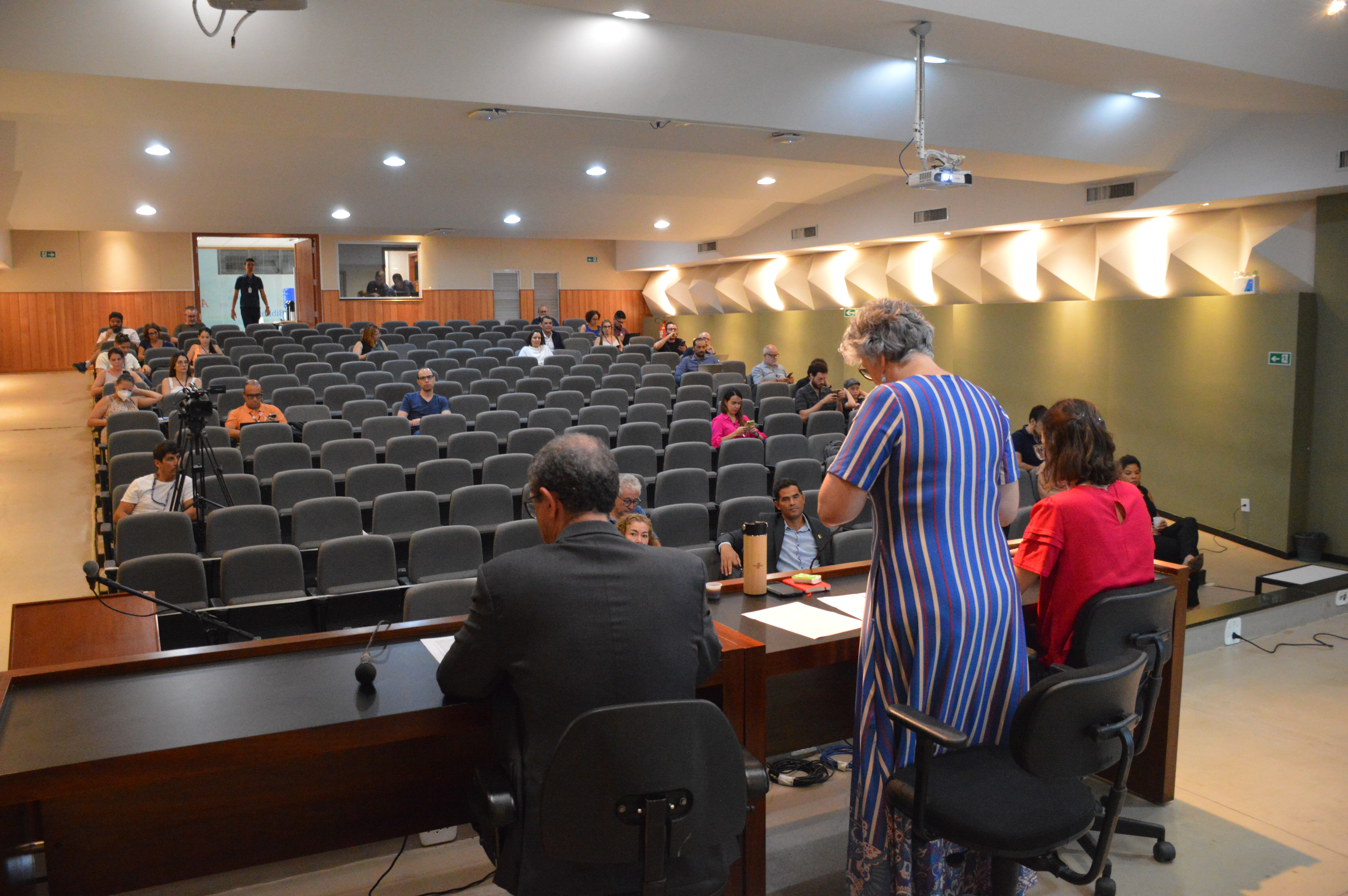 uivoDSC_2141_2.JPG DSC_2141_2.JPG