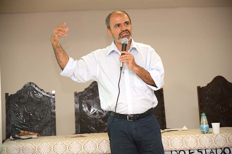 Importância dos trabalhadores que lidam com a socieducação é destaque de palestra na UFG