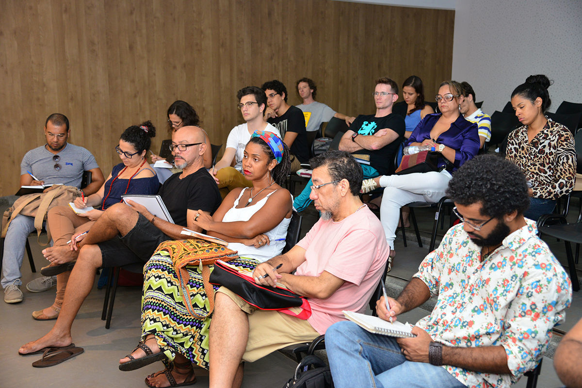 Palestra sobre encontro de saberes
