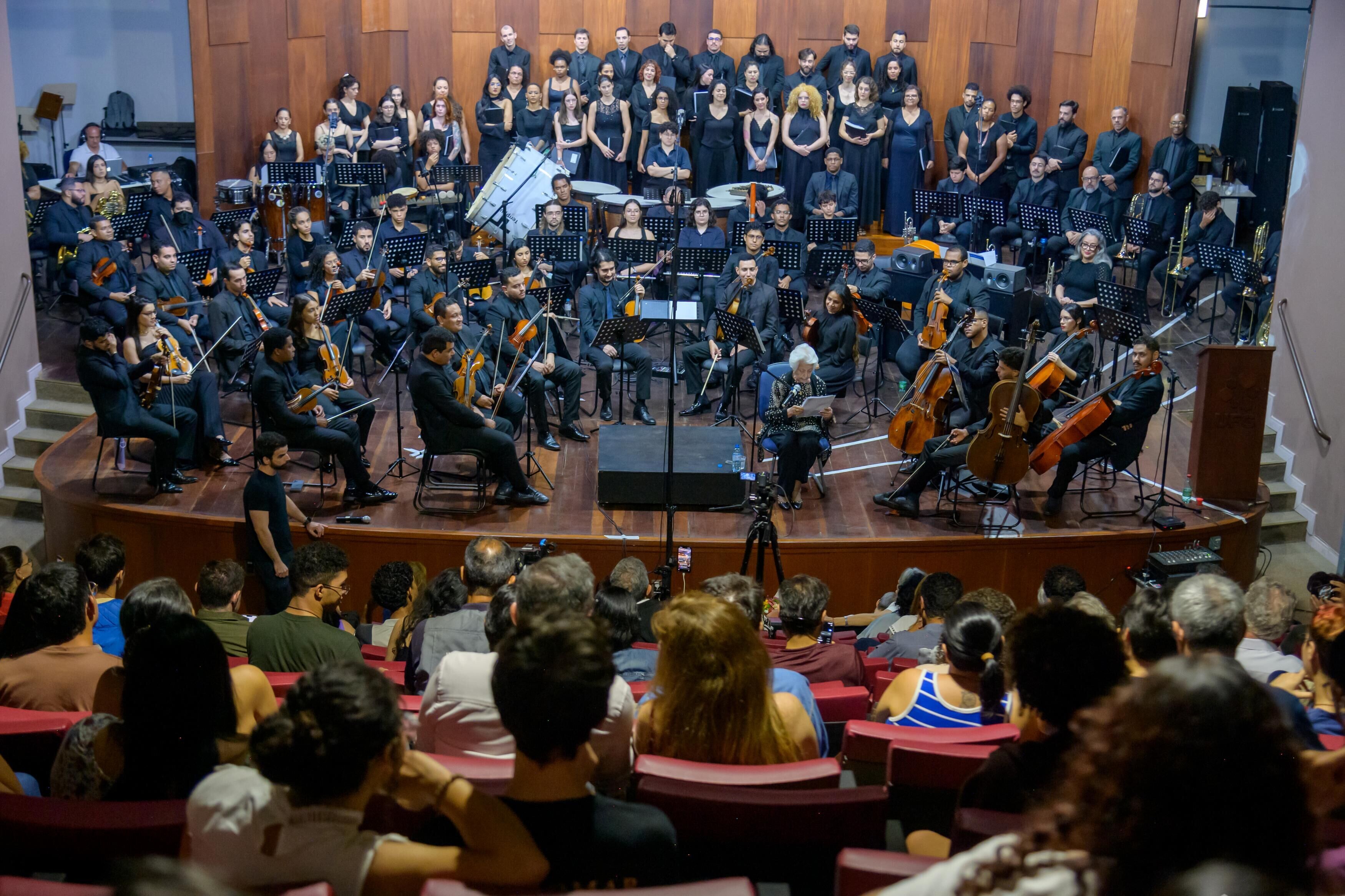 Dona_Fifia_e_Orquestra_Filarmonica_UFG_10-03-26 (5)