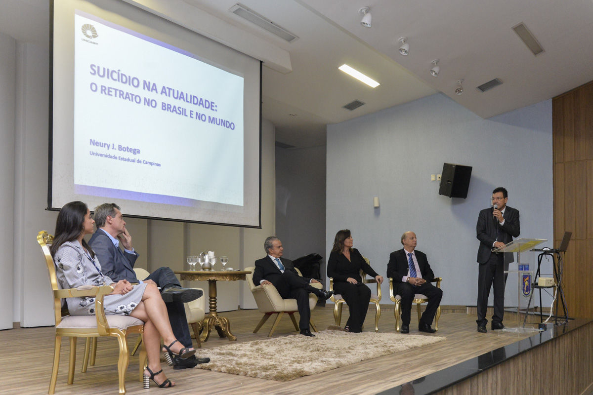 Fórum_de_prevenção_abertura_Edward