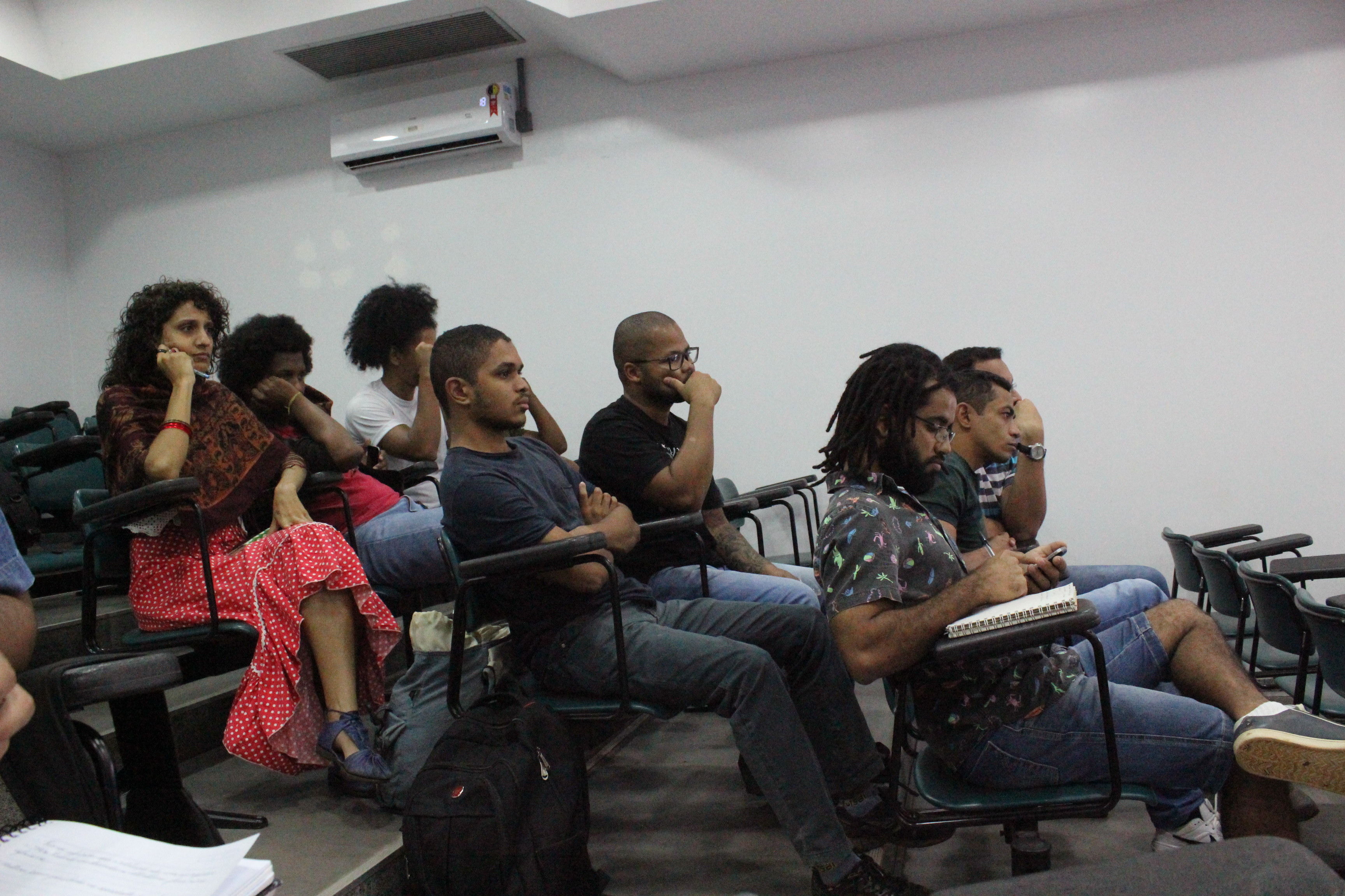 Público da Semana da África