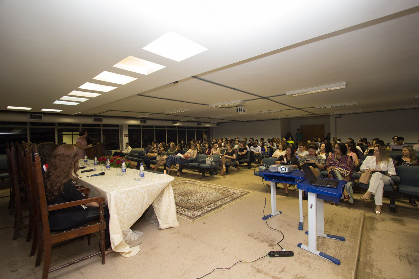 salão nobre durante o encontro das criminalistas