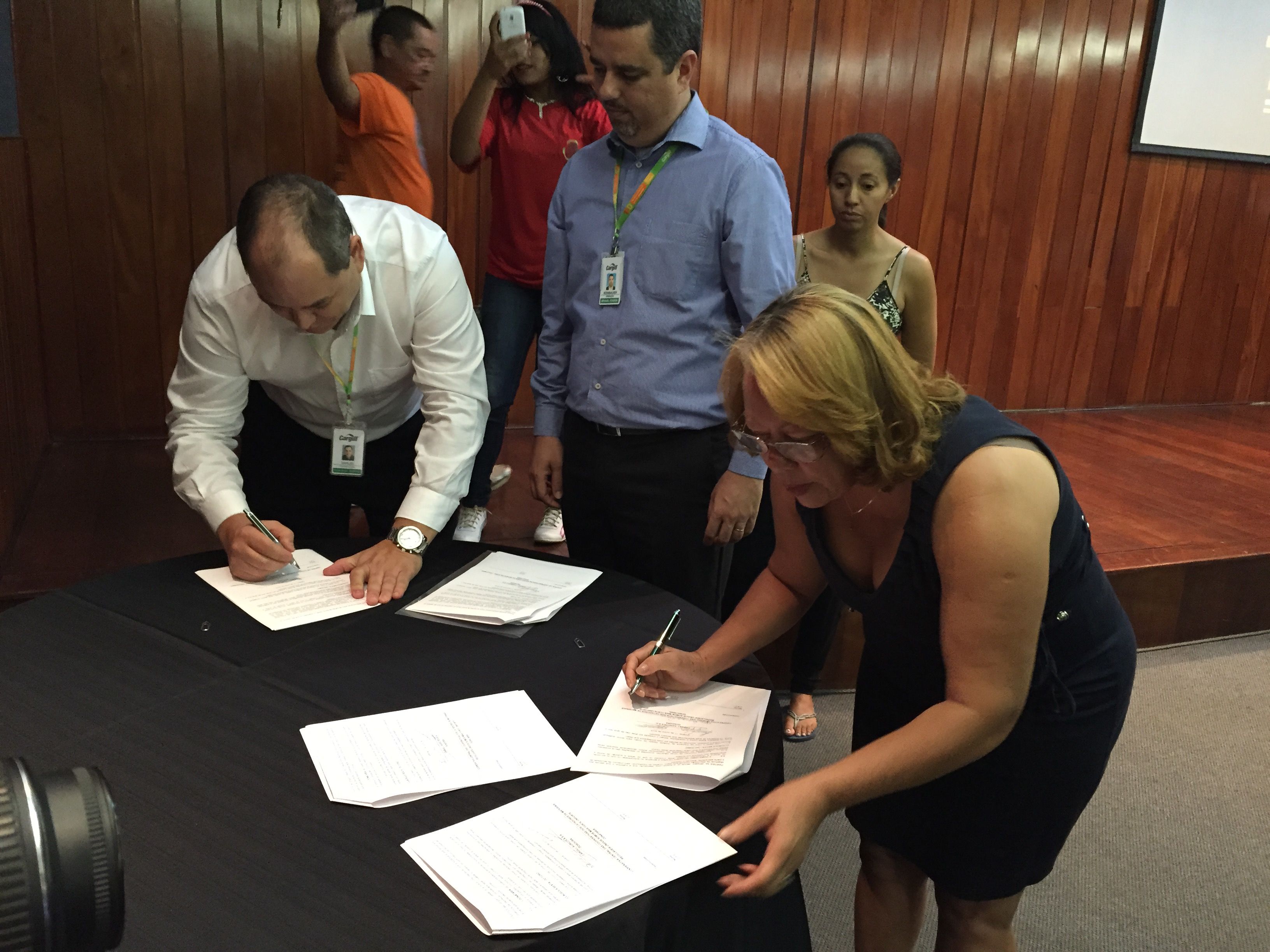 Caminhões Incubadora Social