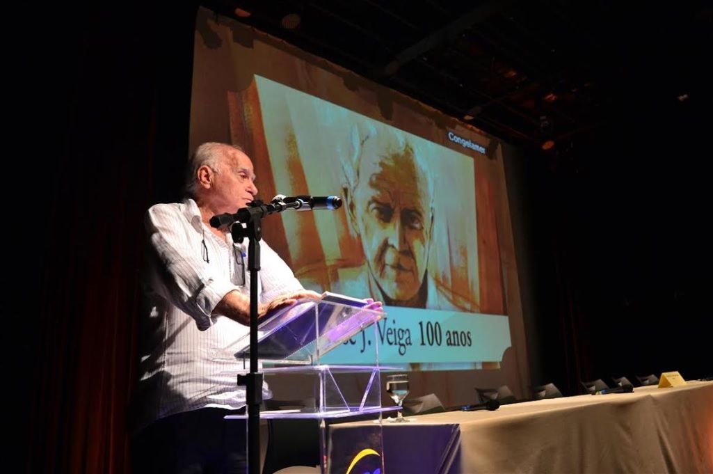  J J Veiga 01