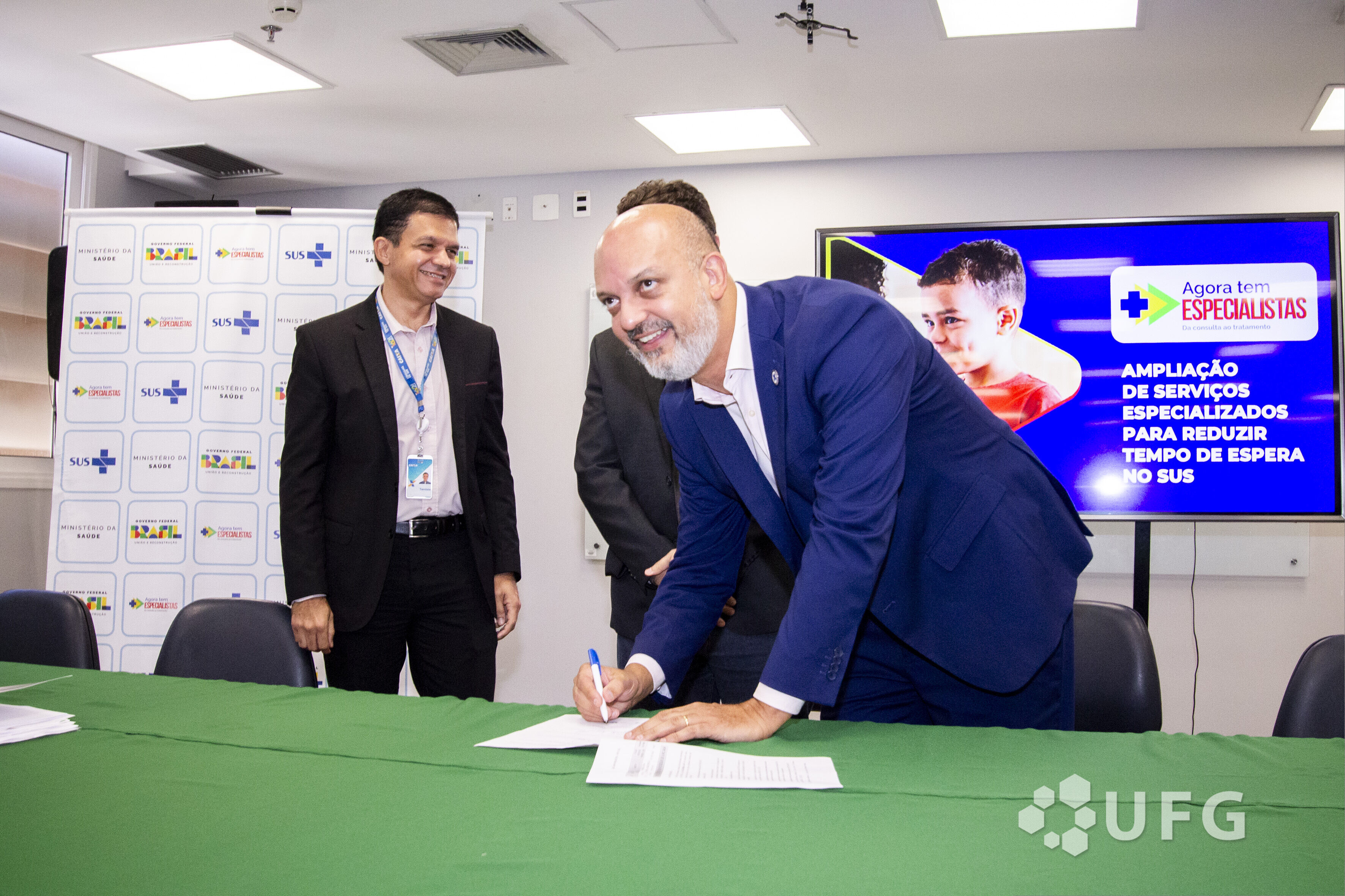  Mais especialistas_03.jpg