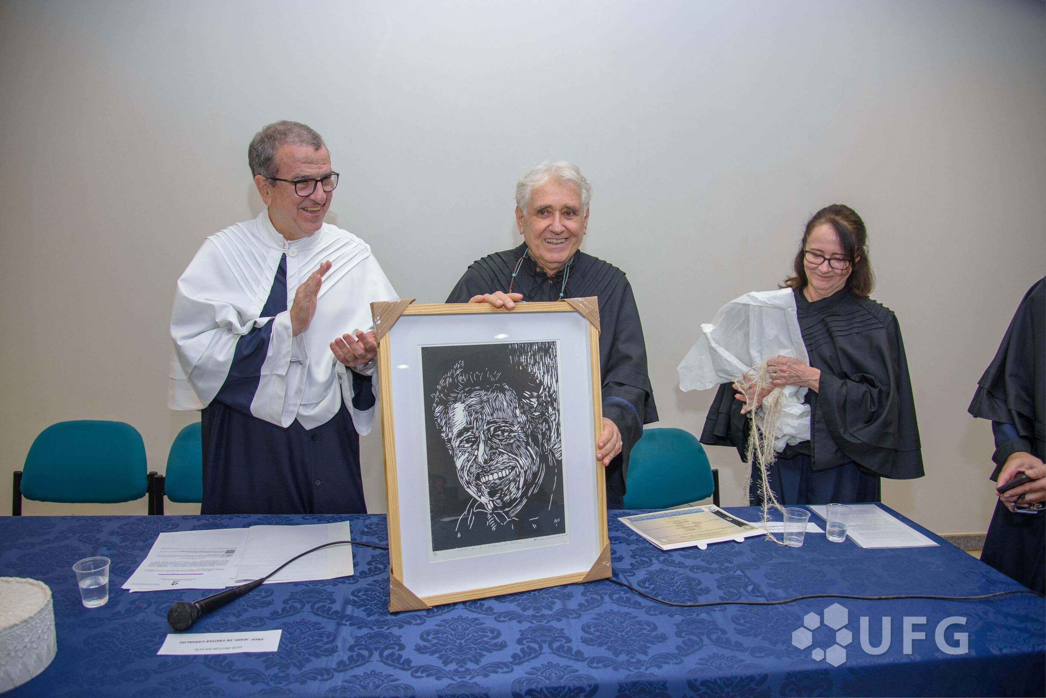 Professor_Emérito_José_Arthur_Dalo_Frota_04