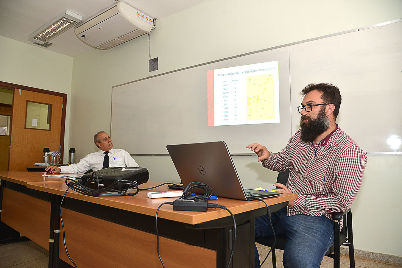 Vice-reitor, prof. Manoel Chaves, e vice coordenador do Núcleo, Arthur Oliveira