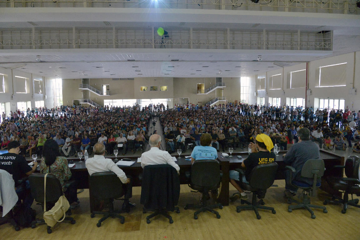 assembleia no centro de eventos