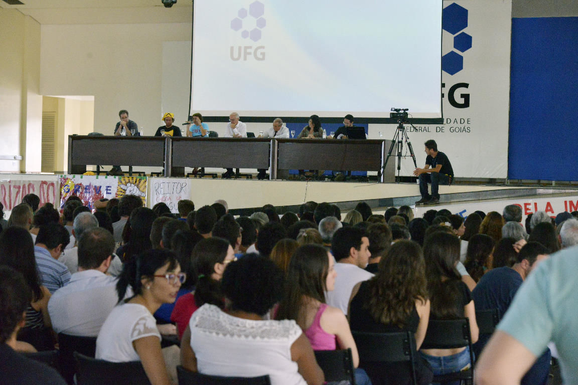 mesa diretiva assembleia