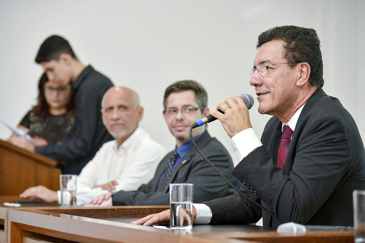 Edward, Pedrino, Ulhoa