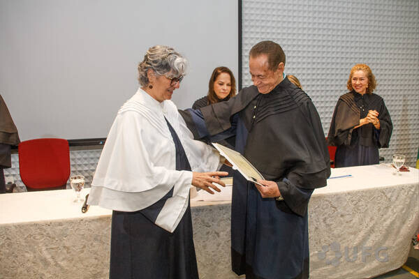 Título Servidor Emérito Dercílio e Emival - Faculdade de Farmácia