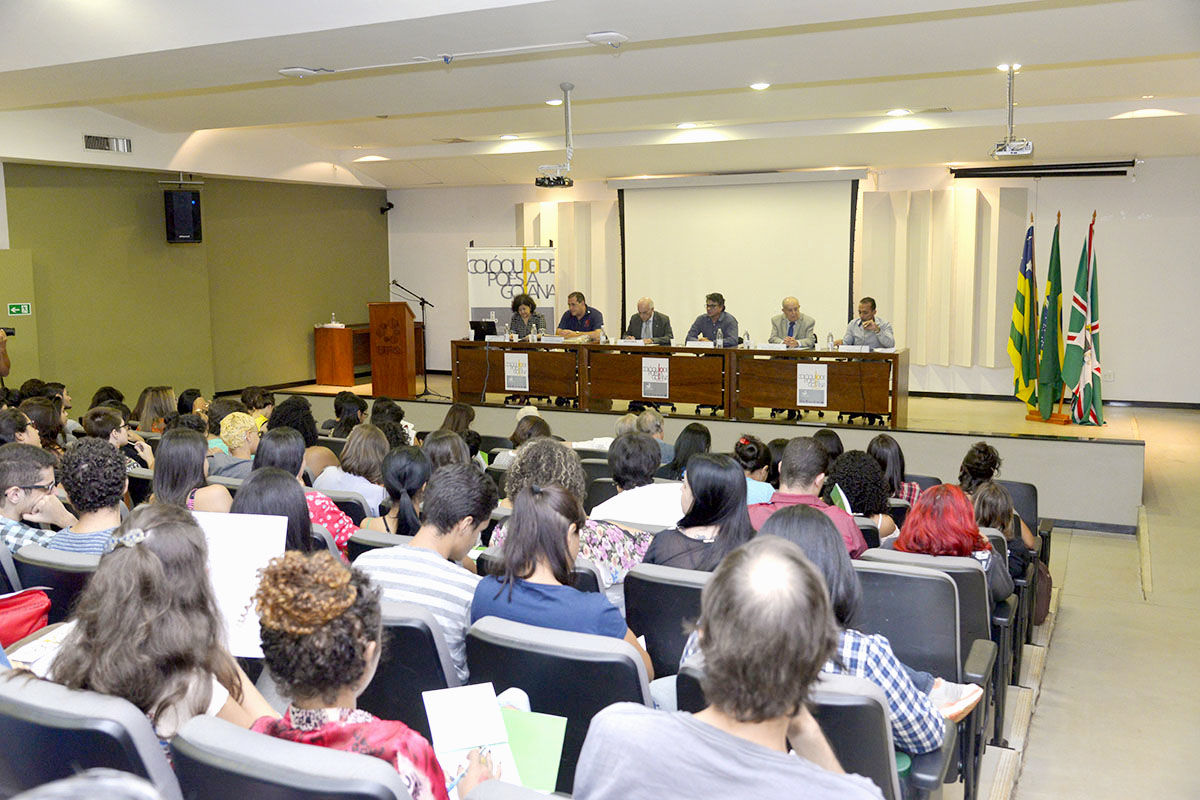 Colóquio Poesia Goiana