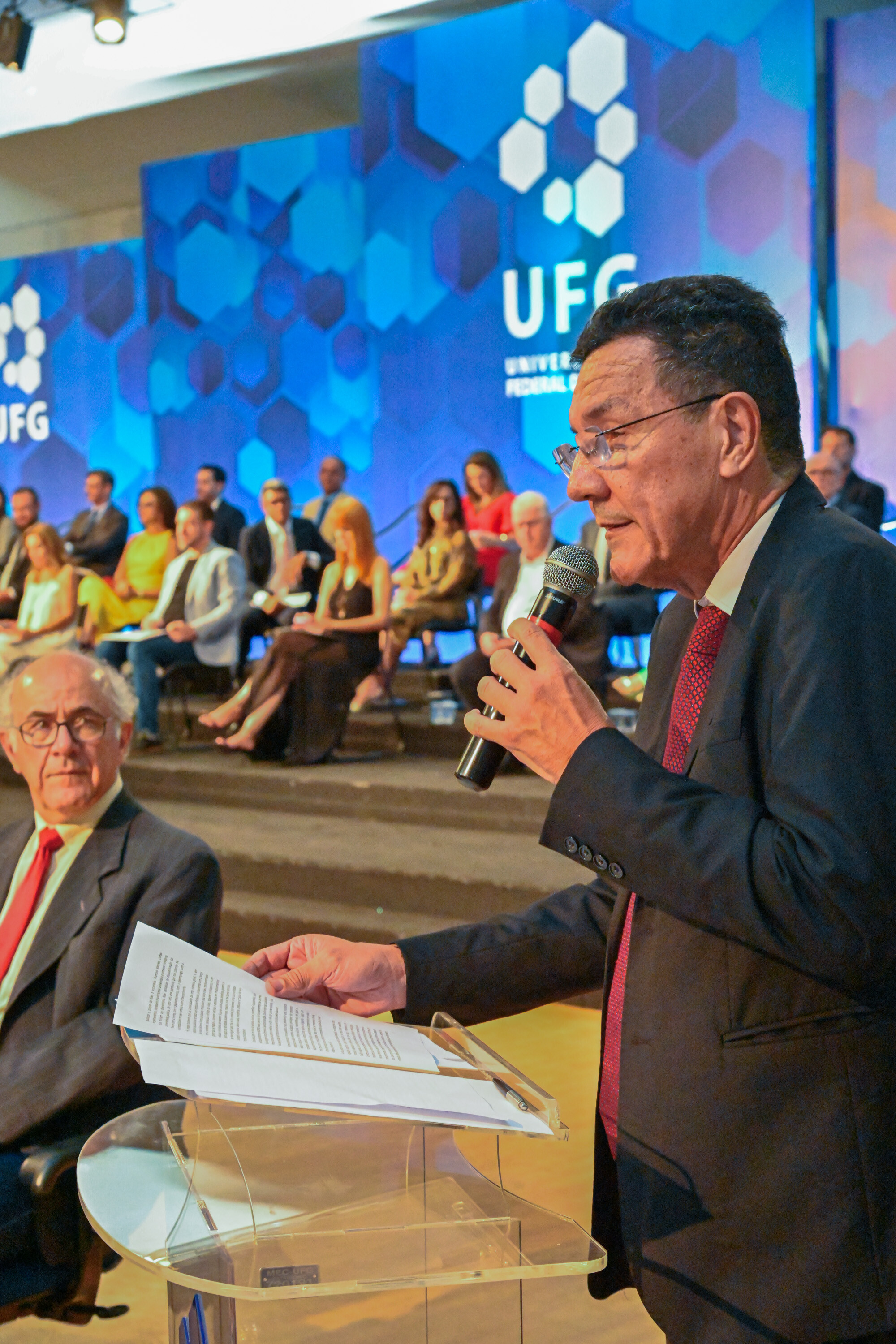 Posse reitora Sandramara Matias Chaves