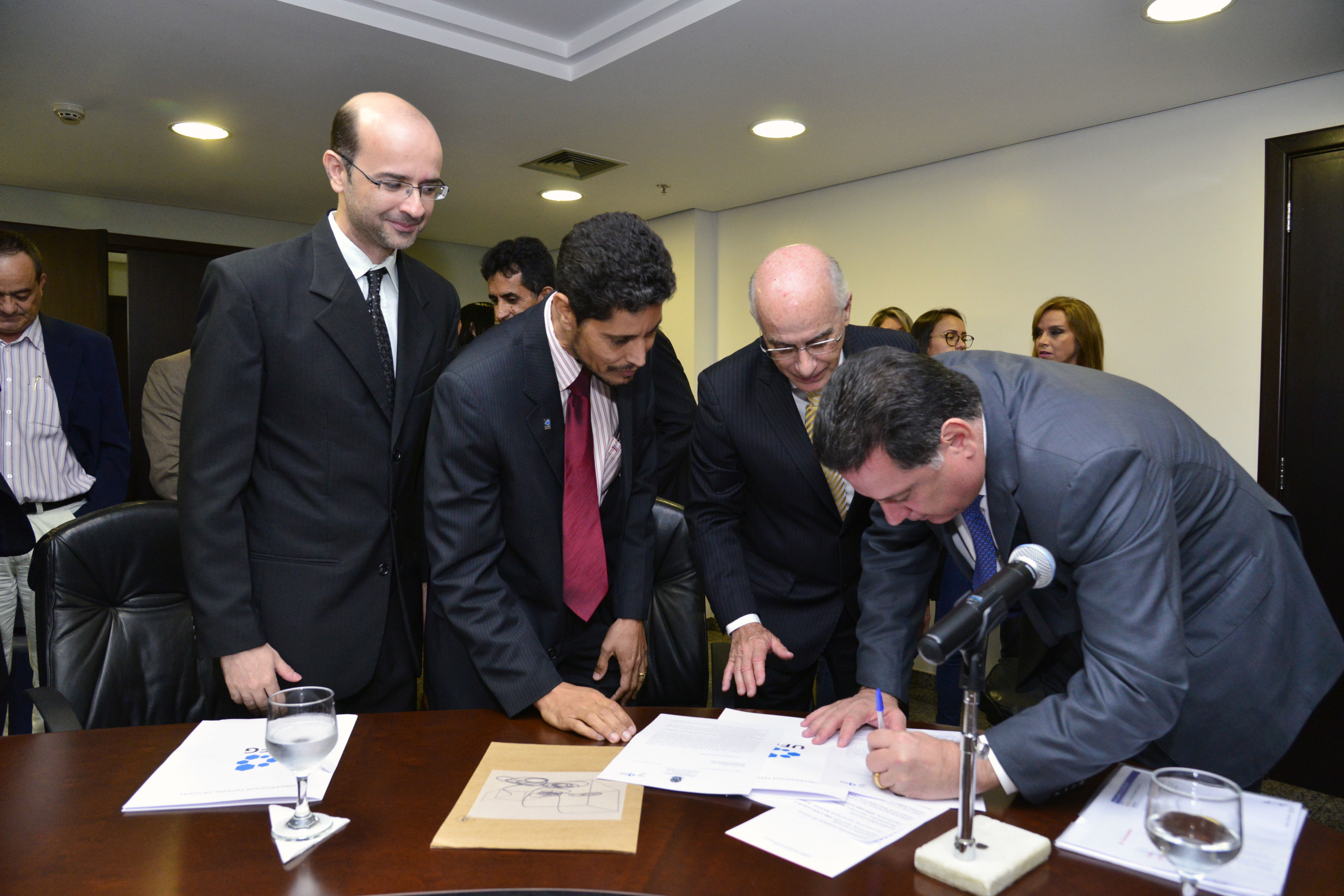 Formalização doação de terreno  Regional Jataí