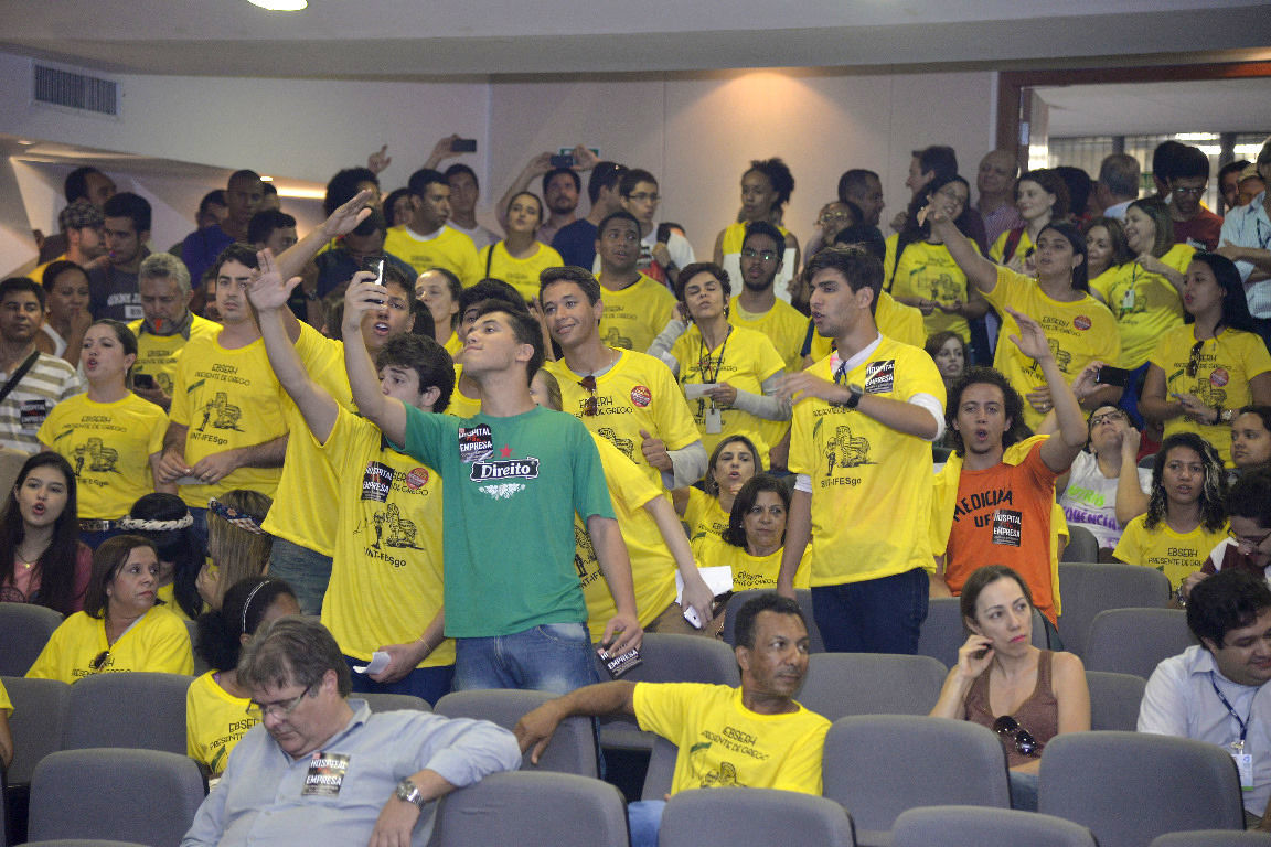 Reunião do Consuni discute adesão do HC à Ebserh