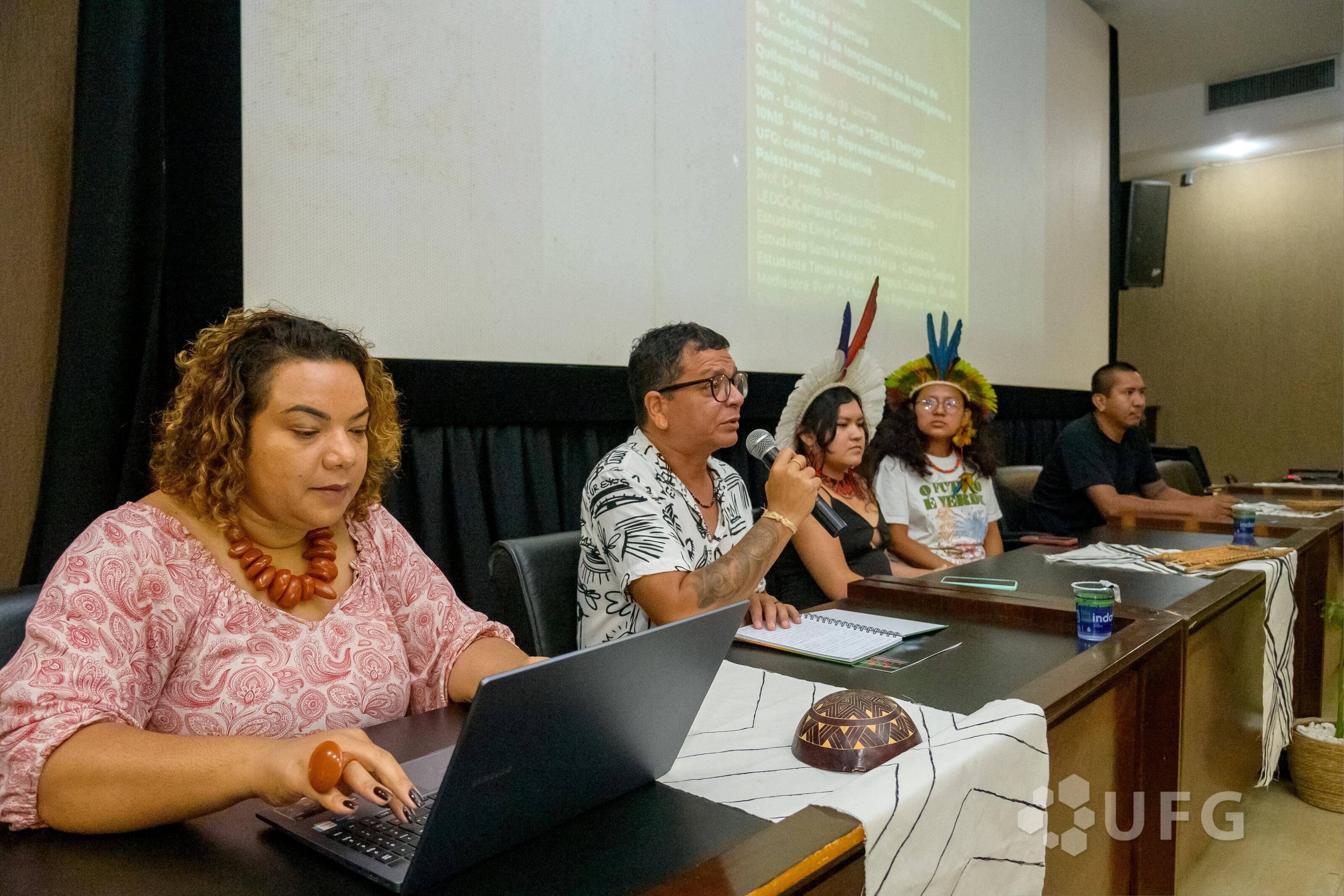 Abril indígena 2026