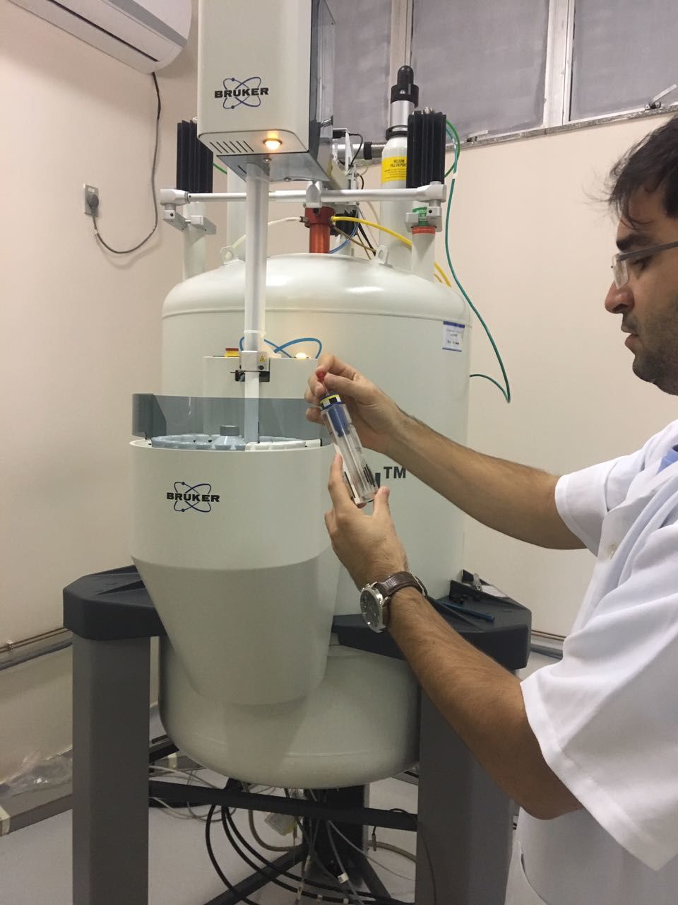 UFG detecta etanol não declarado em xaropes infantis 