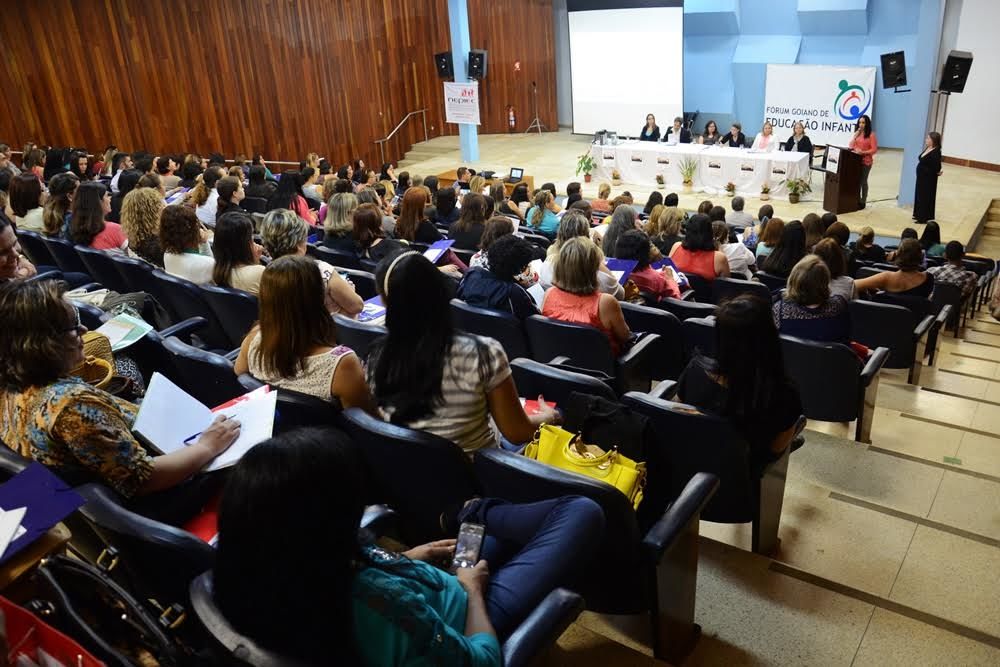 público fórum goiano