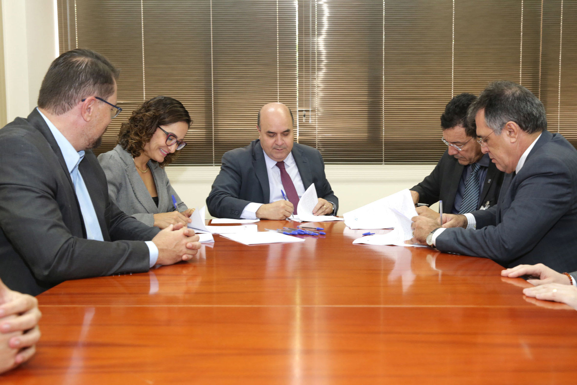 MP, TCM e UFG firmam parceria para formatação de aplicativo voltado ao controle social na educação