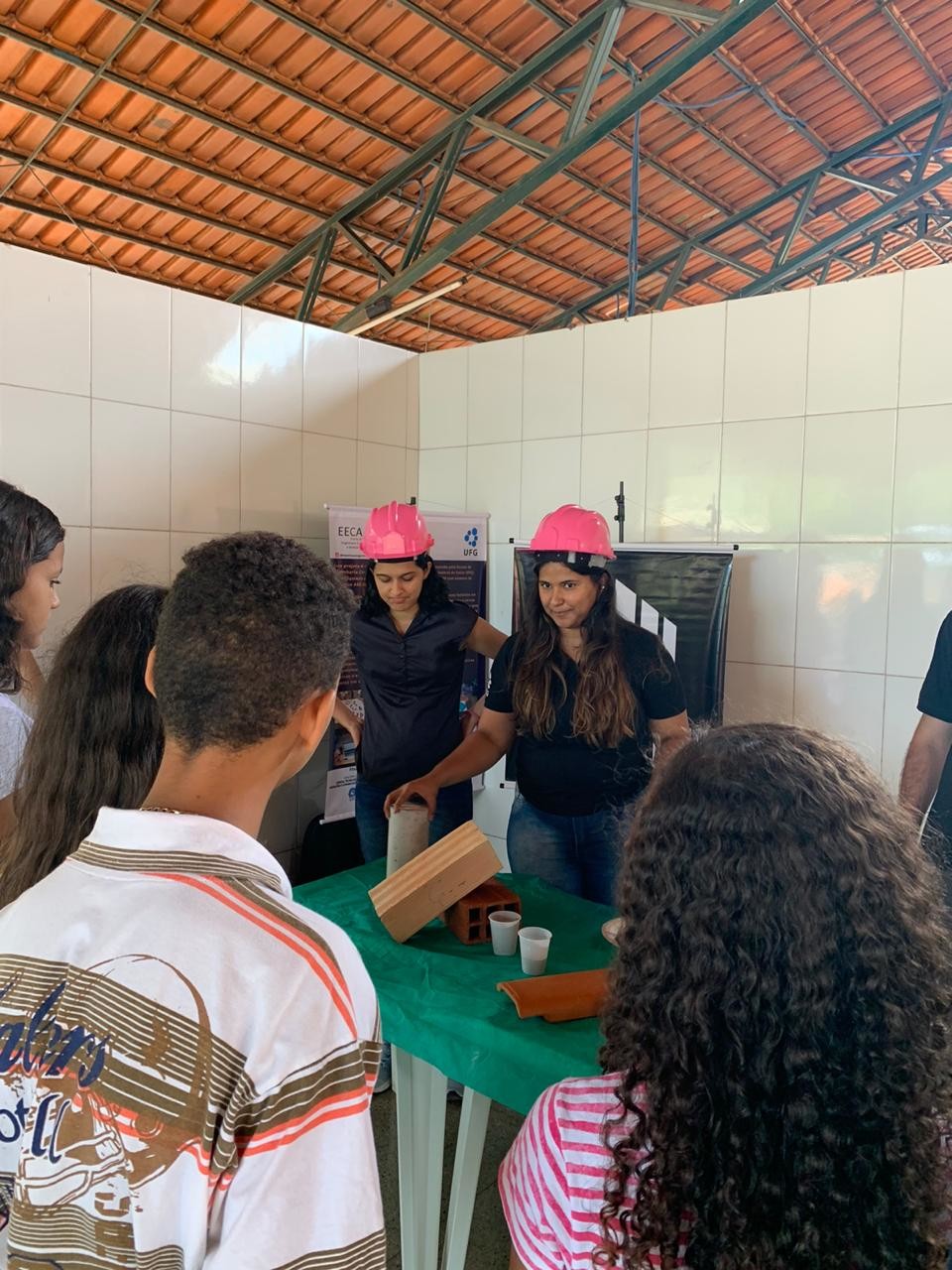 Meninas e Engenheiras EMMT 2