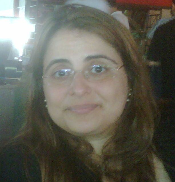 Profa. Fabiana Saddi