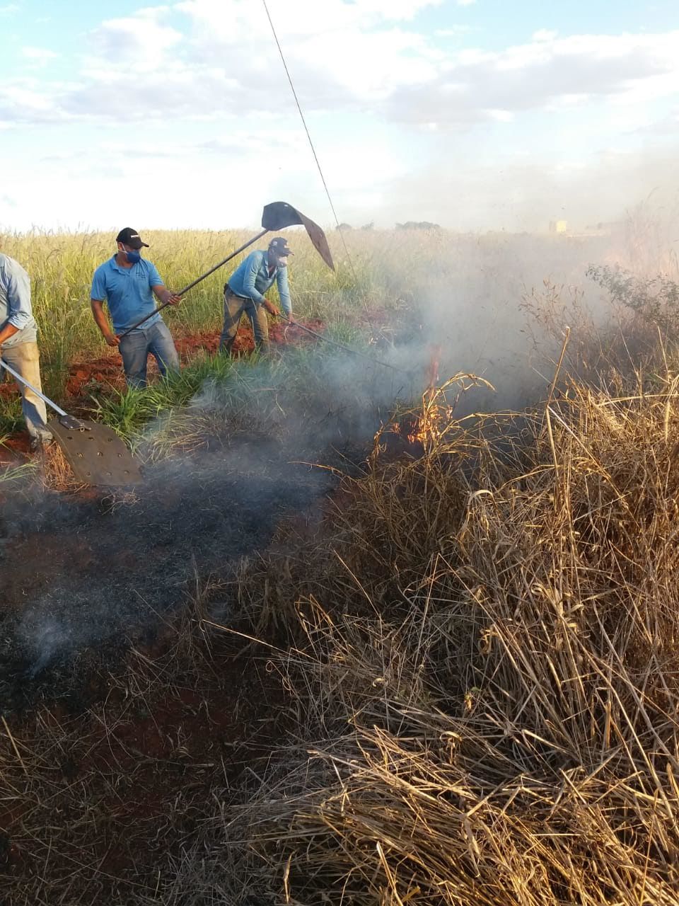 TREINAMENTO DE COMBATE A INCÊNDIOS FLORESTAIS