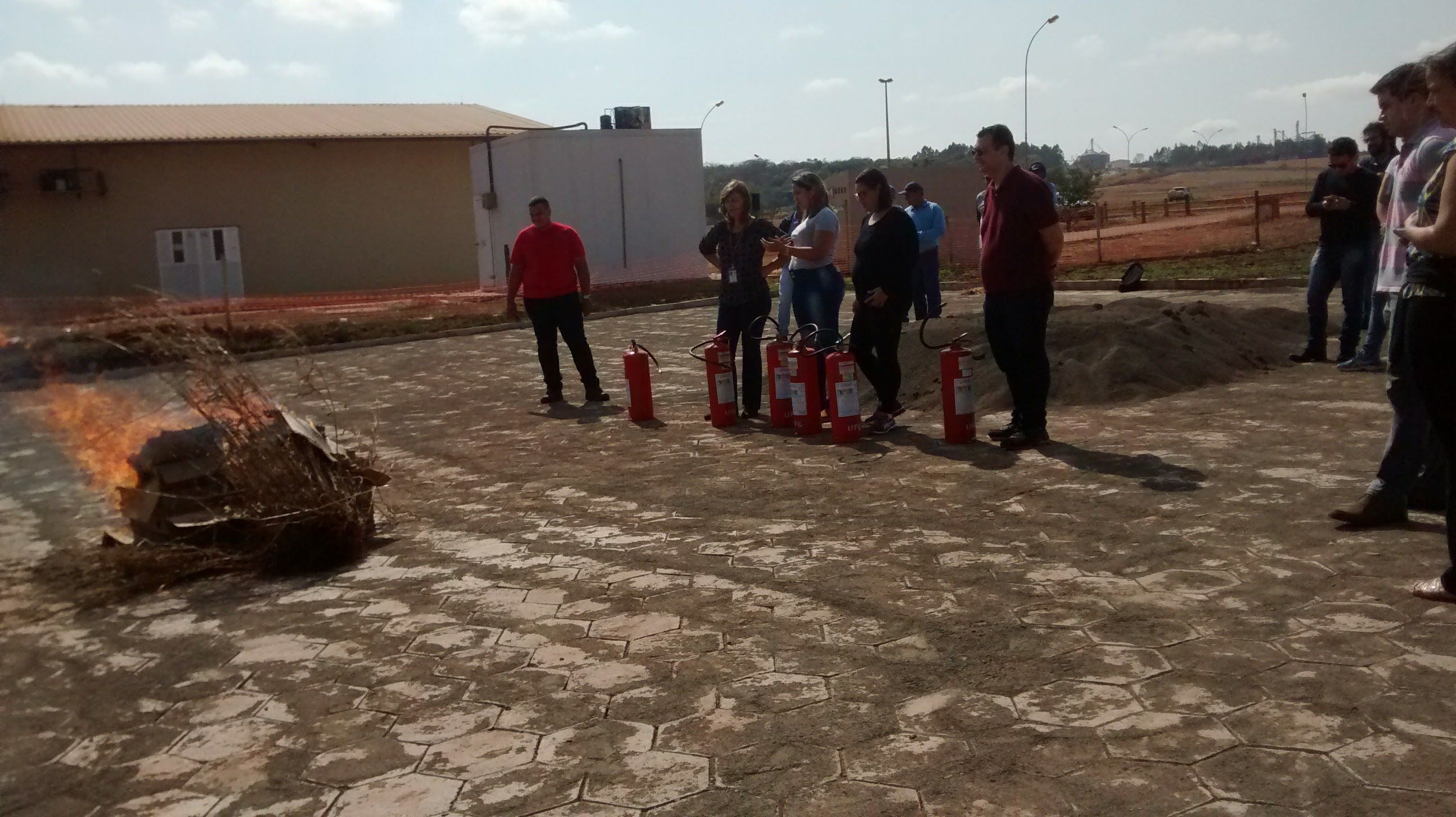 Treinamento de combate a incêndio