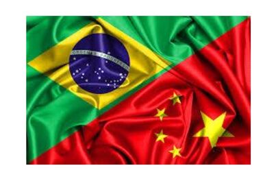 bandeira chinesa e brasileira