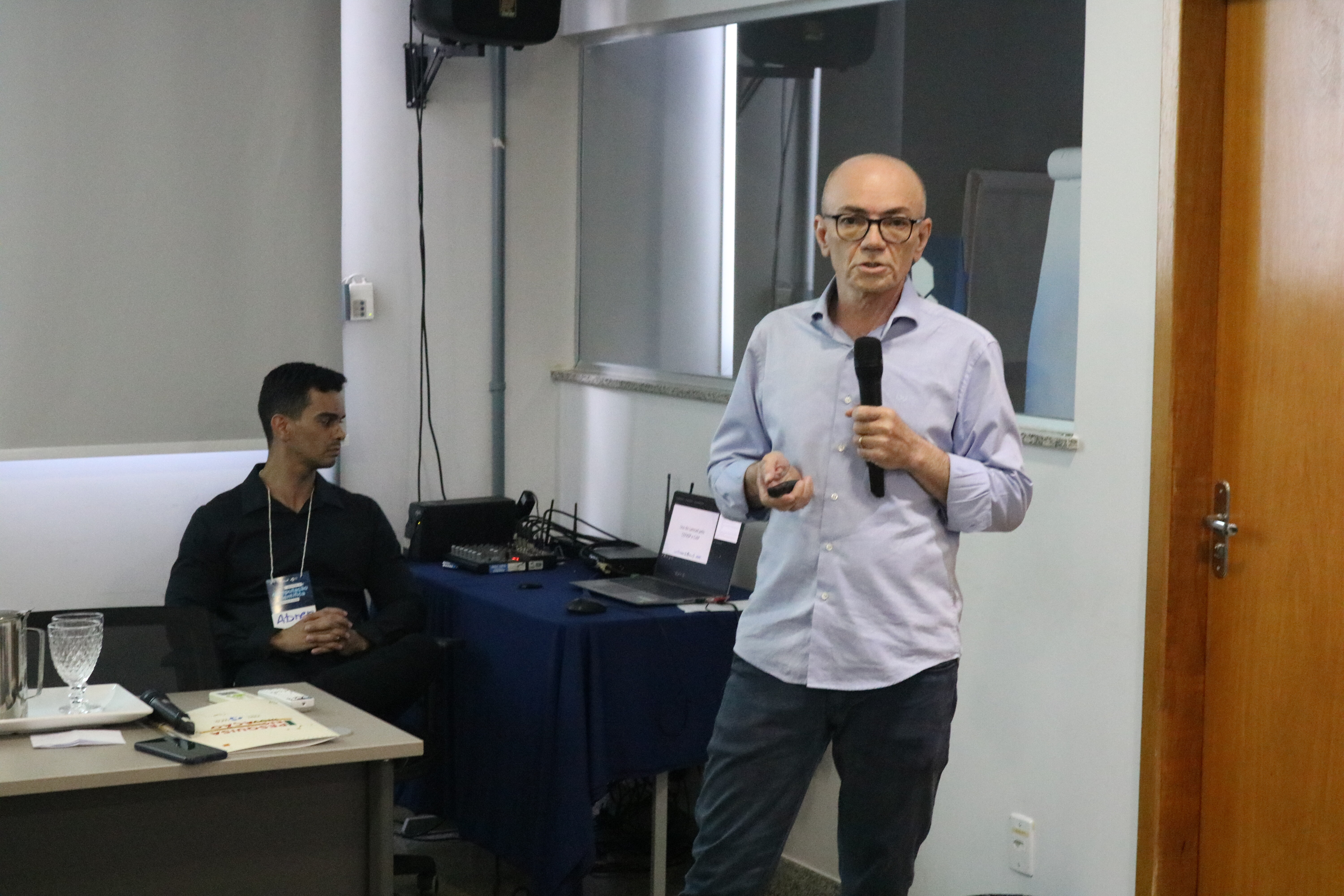 vicente_evento_LAMCAD_03122025