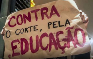 Cortes na educação.